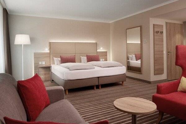 Business Double or Twin Room with Executive Lounge Access