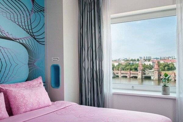 Nhow Junior Suite with River View