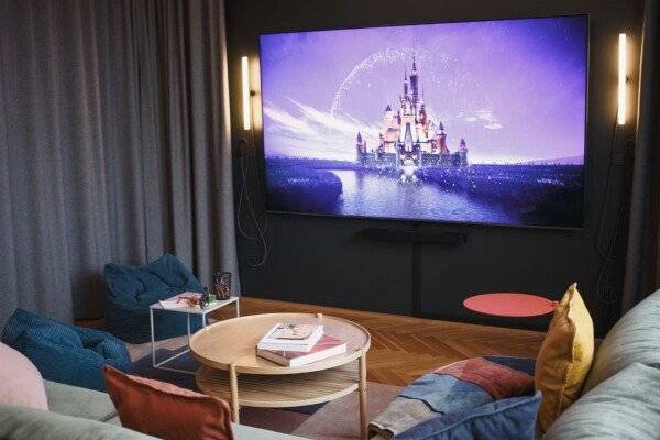 3 Bedroom Home Cinema Apartment