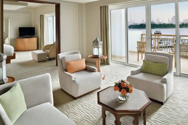 Suite with Lagoon View