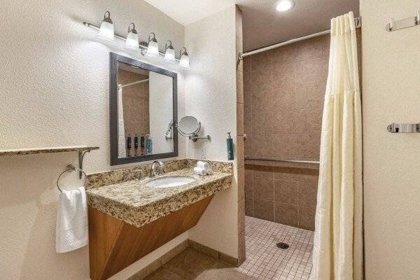 2 BEDROOM 1 KING 1 QUEEN SUITE ROLL-IN SHOWER