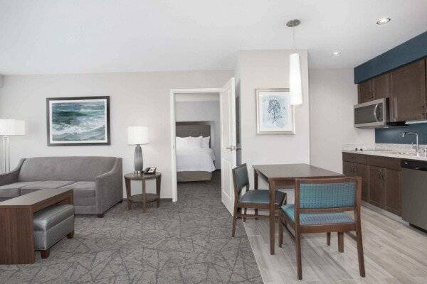 Queen Suite with Two Queen Beds - Hearing Access/Non-Smoking