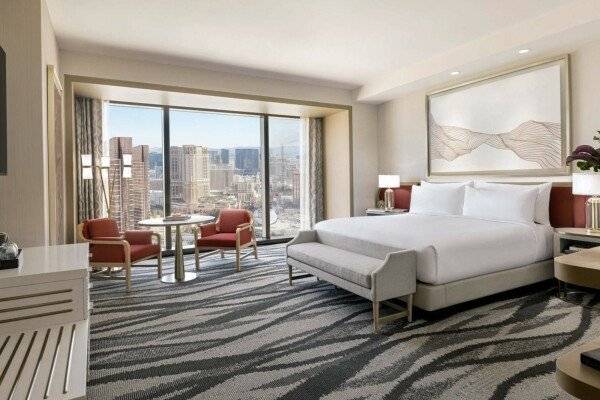 Premium King Room with Strip View