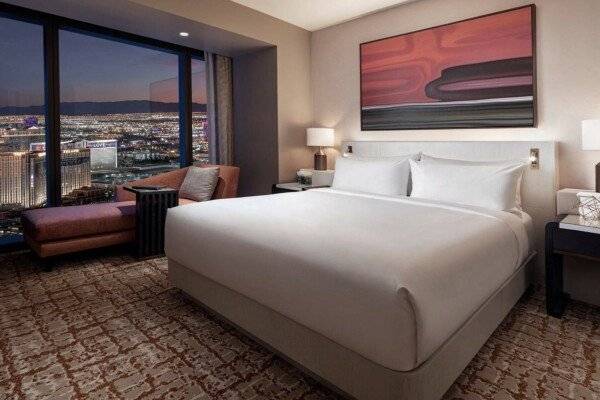 One-Bedroom King Suite with City View