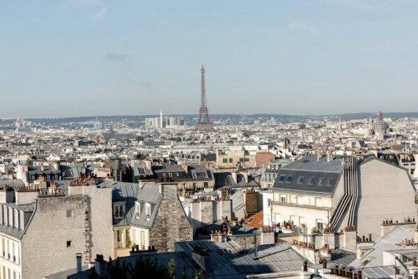 Deluxe Double or Twin Room with Partial Eiffel Tower or Sacré Coeur View