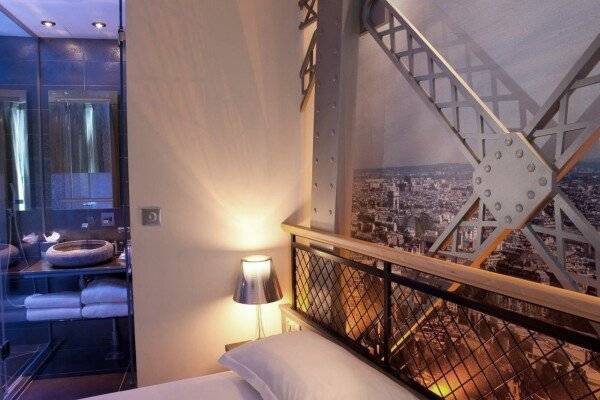 Double Room Tour Eiffel with Spa Bath