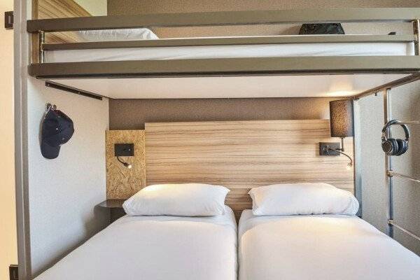 Standard Twin Room with One Bunk Bed