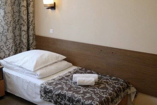 Double Room (1 Adult)