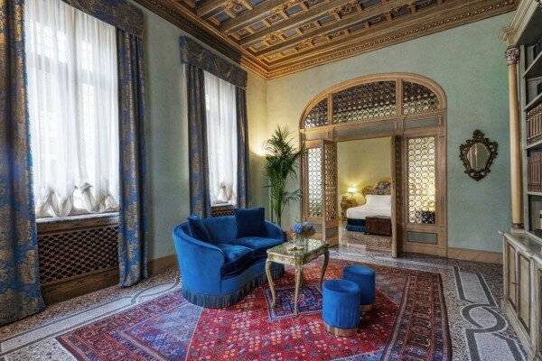 Suite with Balcony Venezia