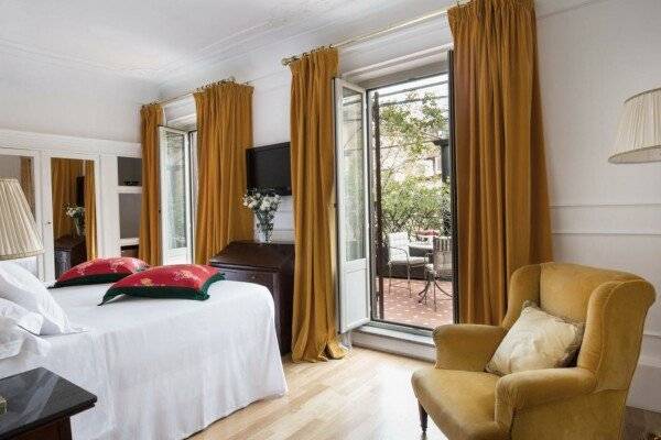 Deluxe Double Room with Balcony