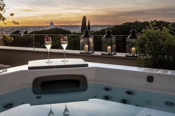 Suite with Spa Bath and Panoramic Terrace