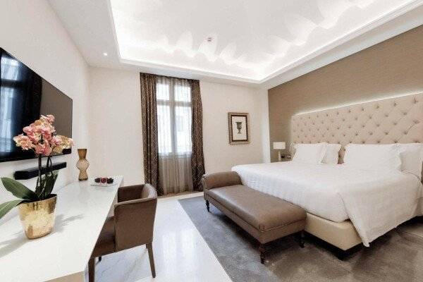 Prestige King Room