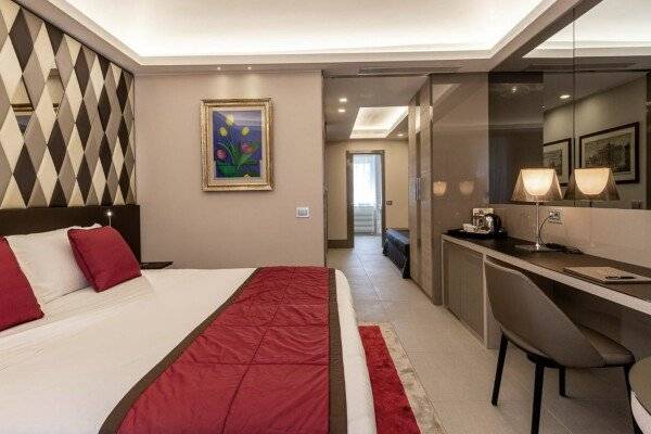 Superior Deluxe Double or Twin Room 