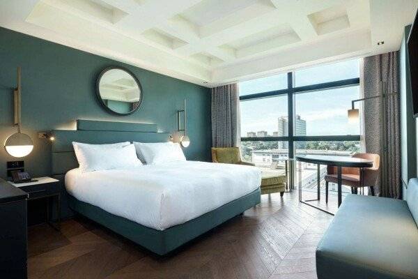 Deluxe King Room - High Floor