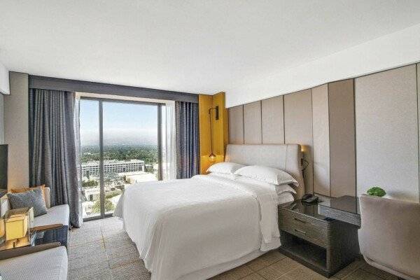 Club level, Guest room, King