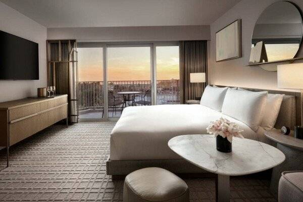 Deluxe King Room with Balcony and Sunset View