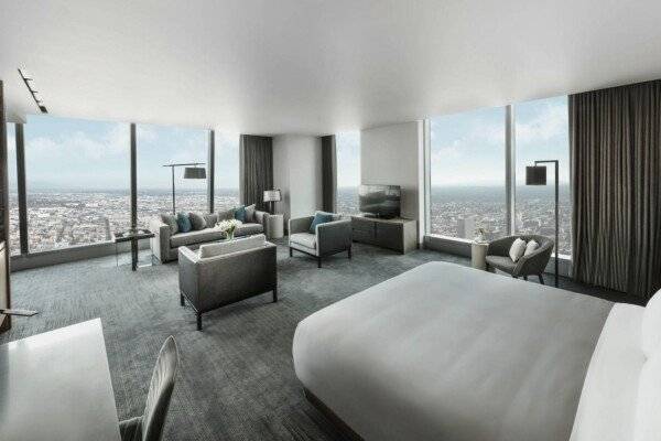 King Suite with City View