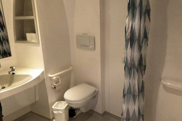 Triple Room with Shared Bathroom