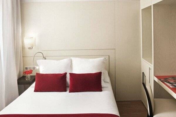 Small Double Room (2 Adults)