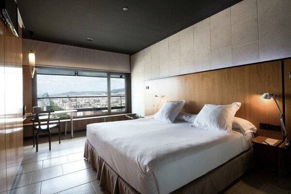 Special Offer - Double or Twin Room with City View and Massage