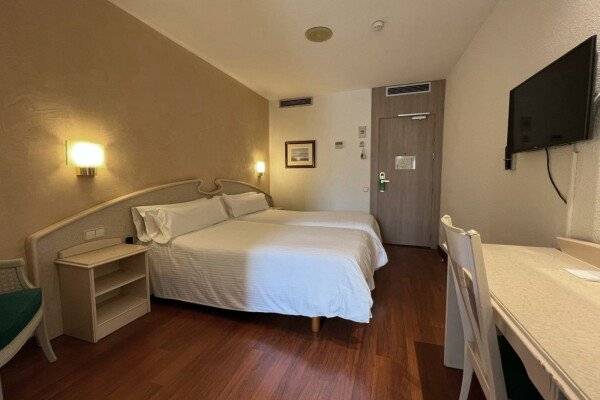 Economy Twin Room