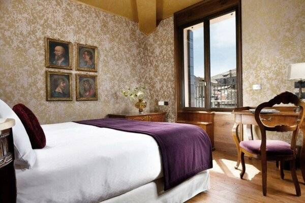 Classic Double Room with Terrace