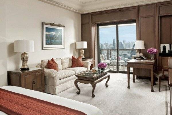 Grand Deluxe King Room with Balcony