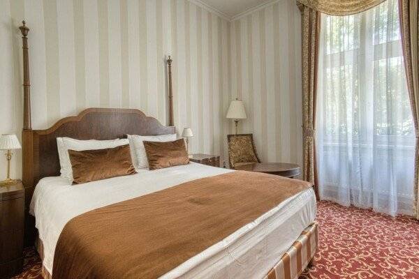 Deluxe Double Room with Wellness and Fitness Access