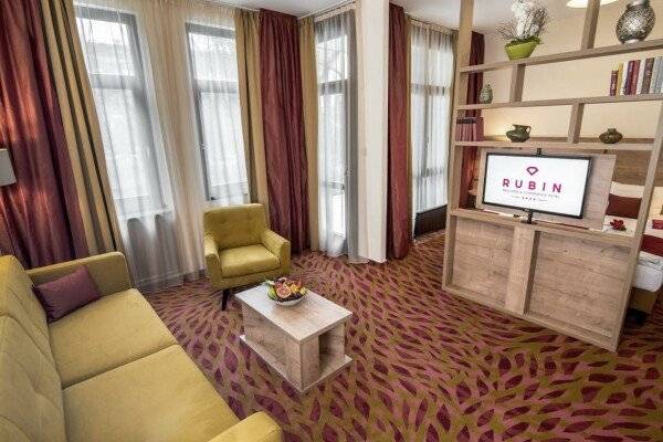 Deluxe Double or Twin Room with Garden View