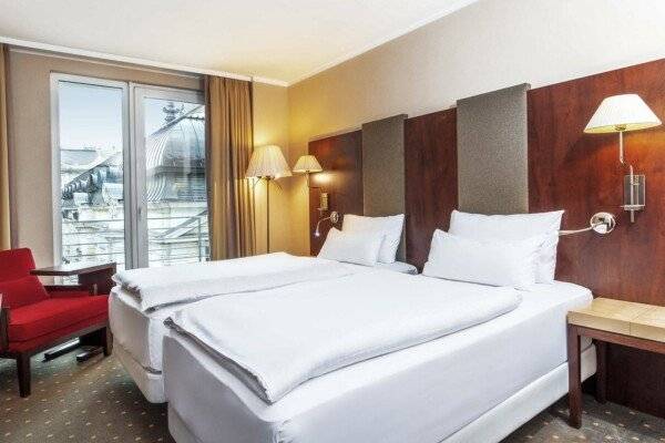 Standard Twin Room Free Parking Promo with breakfast