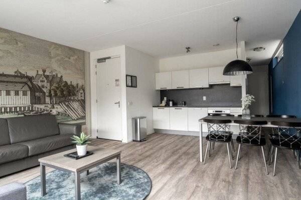 Comfort Two-Bedroom Apartment with Shared Terrace (4 Adults + 2 Children)