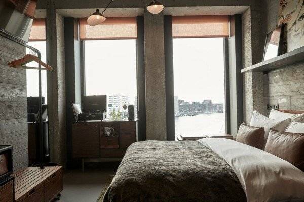 Deluxe Room with City View