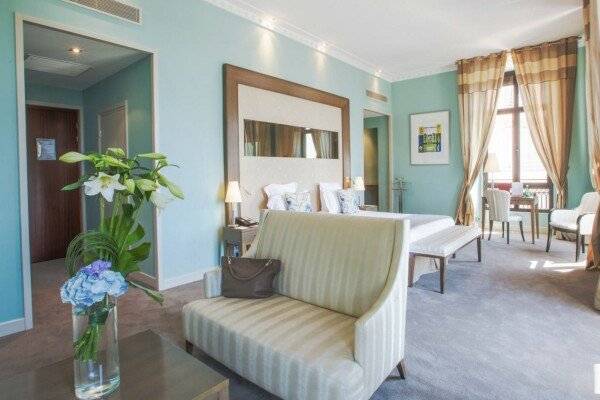 Suite Cap de Nice with balcony and Sea View