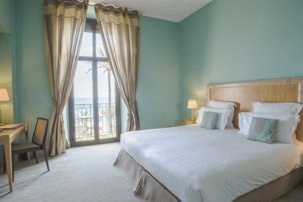 Superior Double Room with Sea View and Balcony