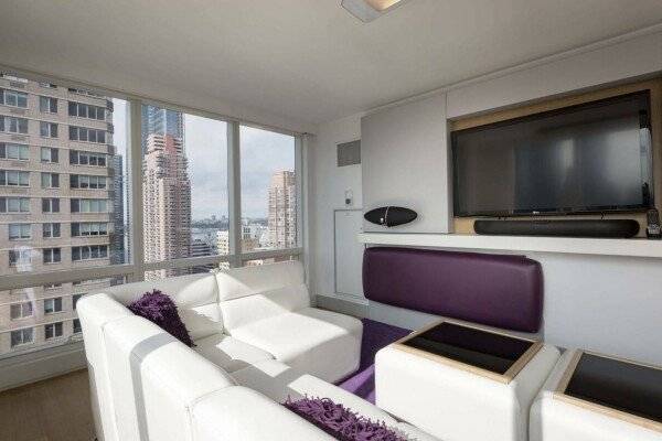 Penthouse King Suite