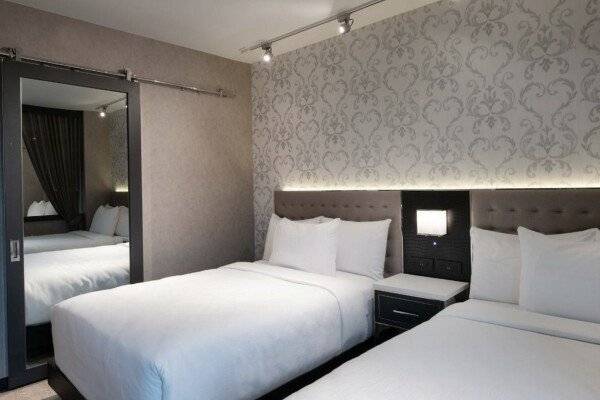 Deluxe Double Guest Room