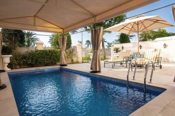 2 Bedroom Suite with Pool