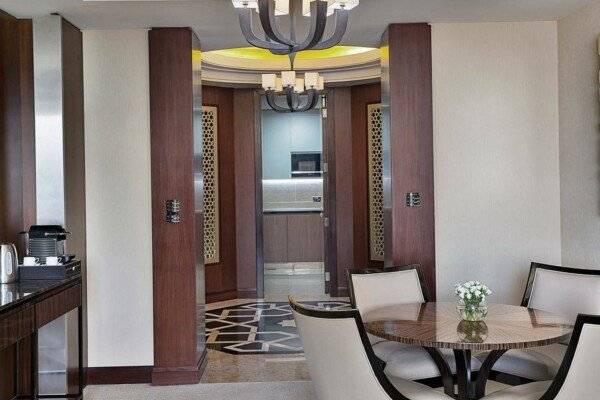 Two-Bedroom Residential Suite - Lounge Access