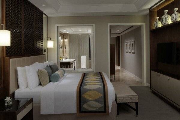 Luxury King Room With Burj View