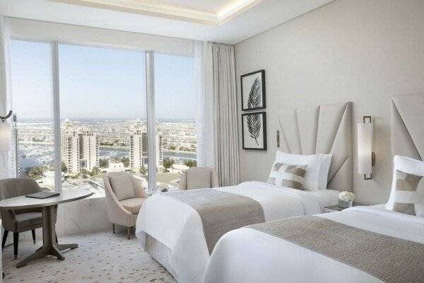 Deluxe Twin Room with City View