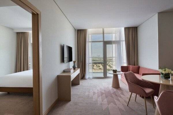 Junior Suite with City View