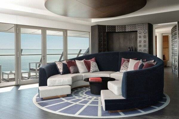 Extreme Wow Three-Bedroom Presidential Suite with Terrace - Seafront