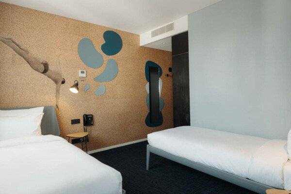 Eco-friendly Twin Room