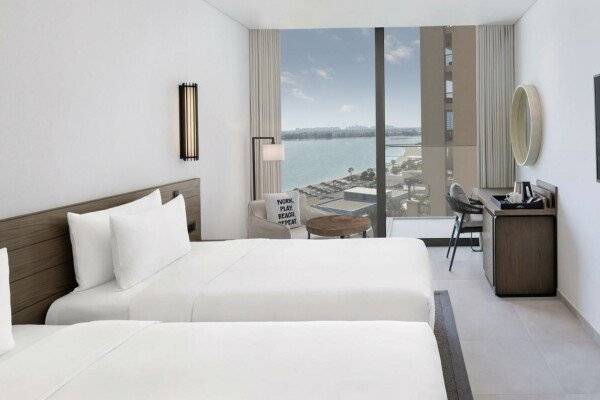 Superior Room with Partial Sea View