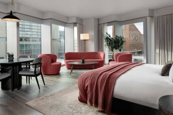 Manhattan Studio with King Bed and City View