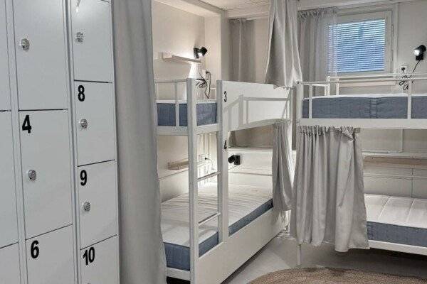 Bed in 8-Bed Mixed Dormitory Room