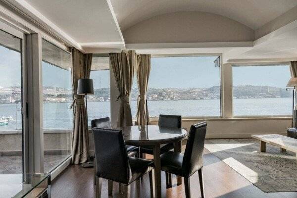 Suite with Terrace and Bosphorus View