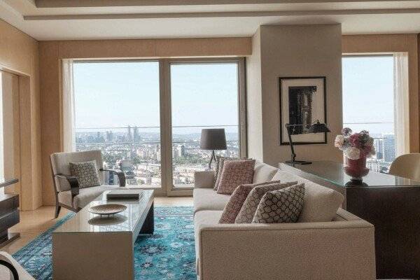 One-Bedroom Suite with City View